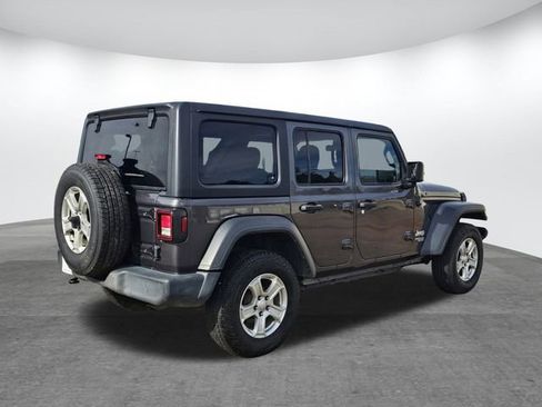 Used 2020 Jeep Wrangler Unlimited Sport S image 4