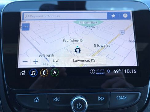 Used 2024 Chevrolet Equinox Premier FWD image 42
