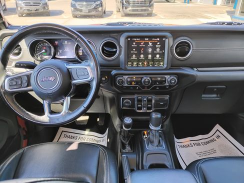 Used 2022 Jeep Wrangler Unlimited Sahara w/ Cold Weather Group image 5