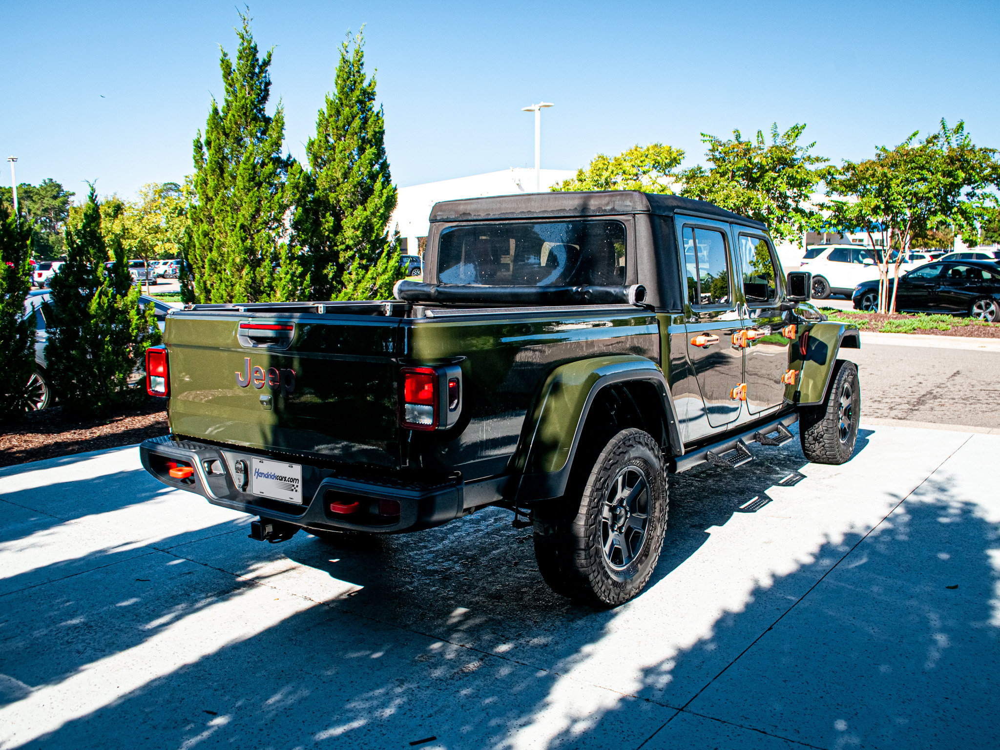 Used 2023 Jeep Gladiator Mojave w/ Cold Weather Group AWD/4WD image 11