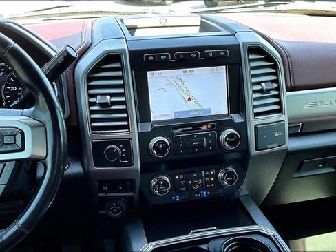 Used 2020 Ford F350 Platinum w/ FX4 Off-Road Package AWD/4WD image 6