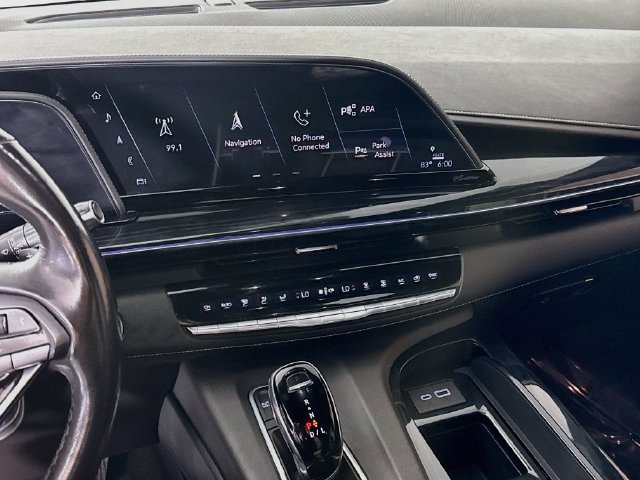 Used 2021 Cadillac Escalade Sport RWD image 17