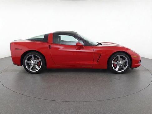 Used 2005 Chevrolet Corvette Coupe w/ Preferred Equipment Group image 8