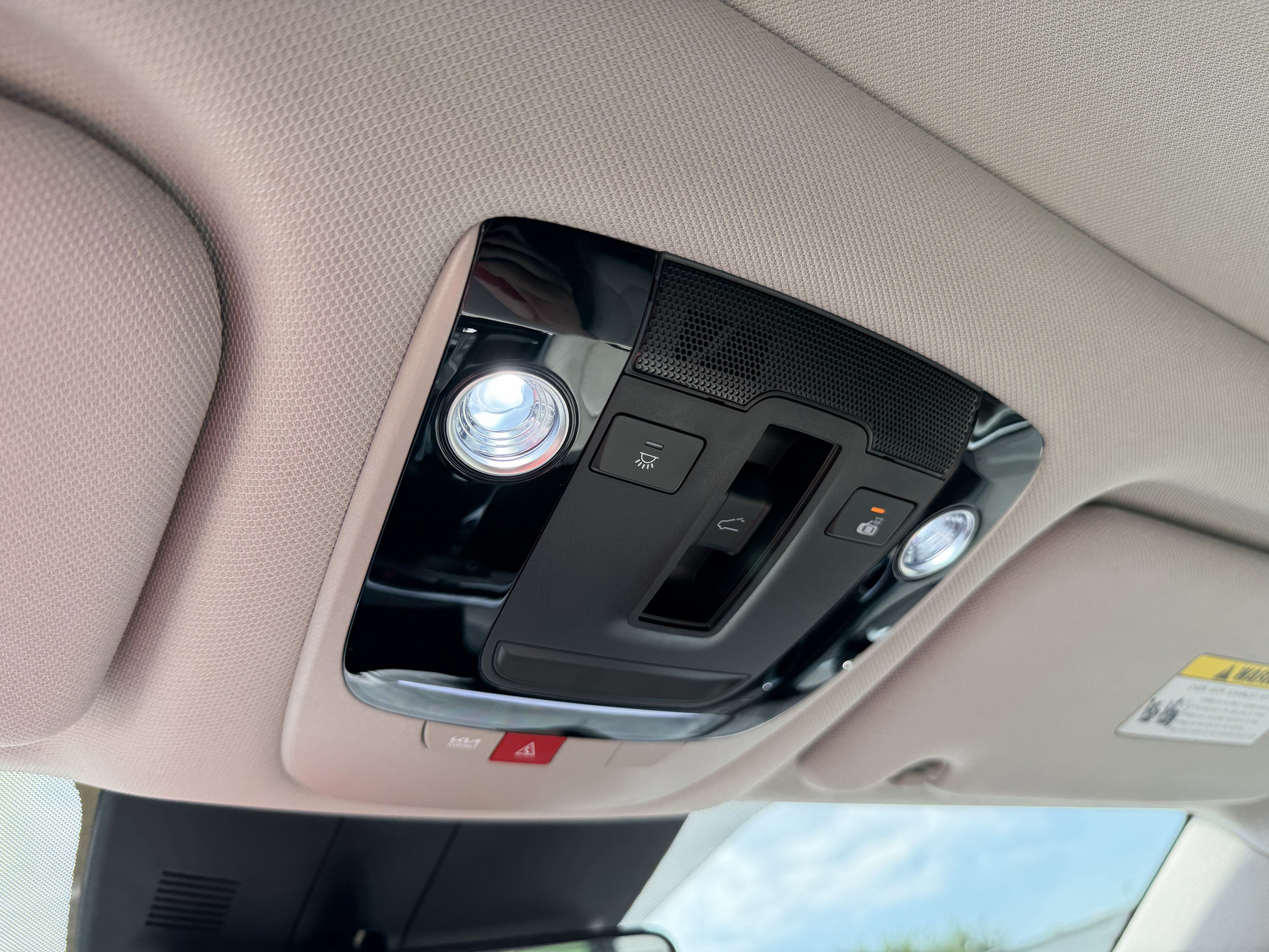 Certified 2026 Kia Sorento SX AWD/4WD image 31