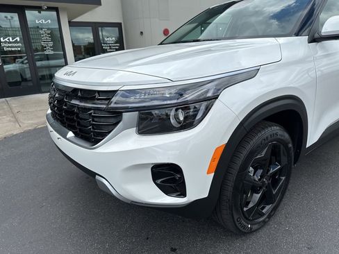 New 2026 Kia Seltos EX w/ EX Sunroof Package image 12