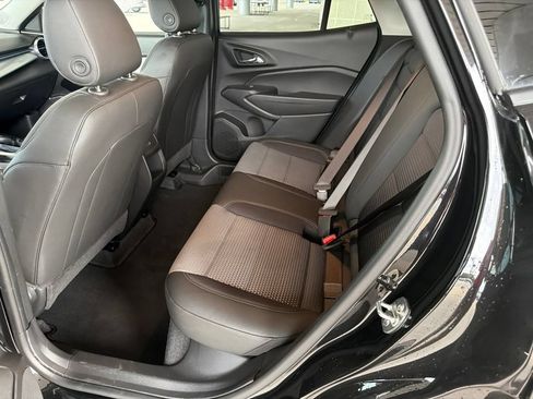 Used 2026 Chevrolet Trax LT FWD image 14