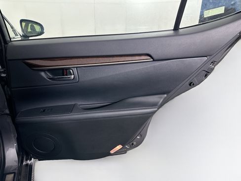 Used 2013 Lexus ES 350 w/ Luxury Pkg FWD image 31