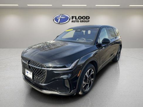 Certified 2024 Lincoln Nautilus Premier w/ Jet Appearance Package AWD/4WD image 3