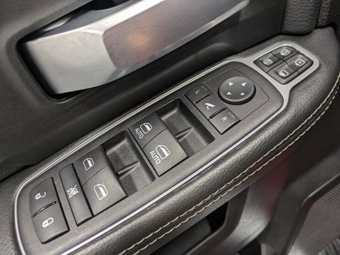 Used 2024 RAM 2500 Big Horn w/ Bed Utility Group image 9