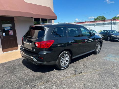 Used 2019 Nissan Pathfinder SL AWD/4WD image 5