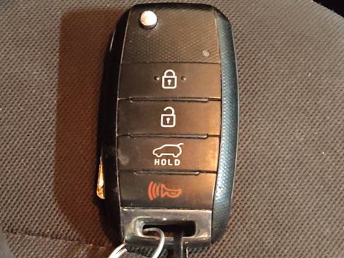 Used 2019 Kia Soul FWD image 32