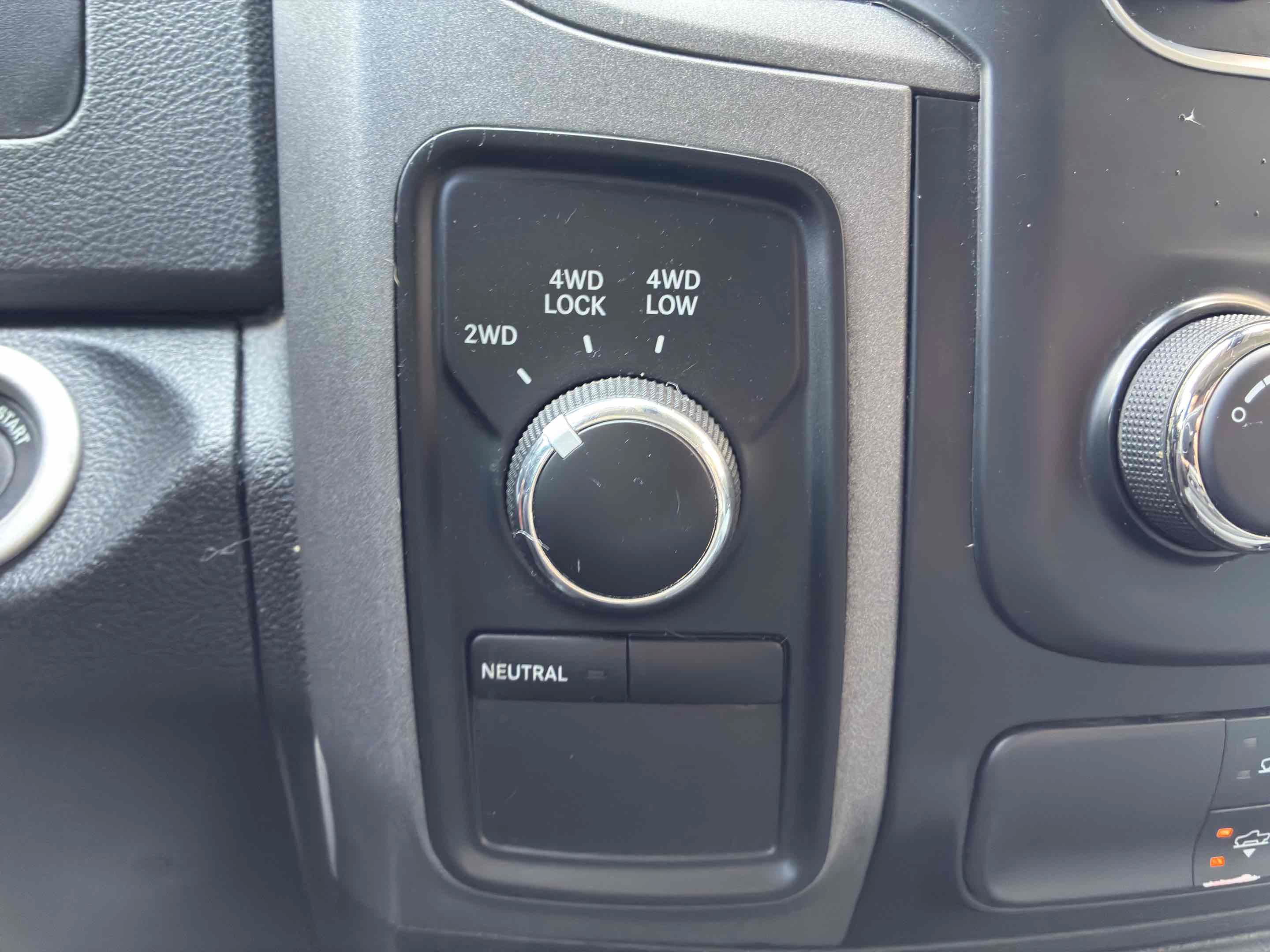 Used 2013 RAM 1500 Express AWD/4WD image 31