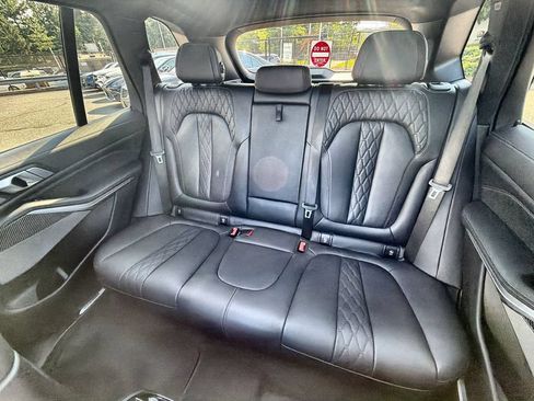 Used 2022 BMW X5 M50i AWD/4WD image 21