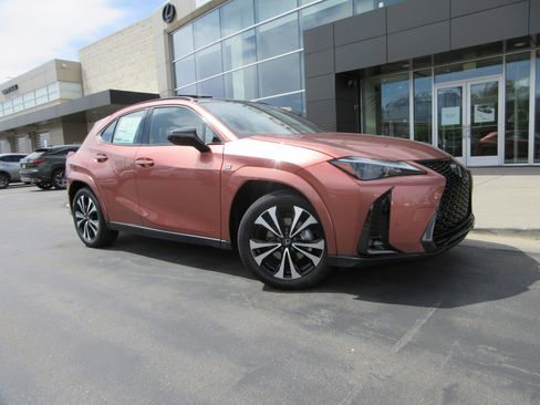 New 2026 Lexus UX 300h AWD image 14