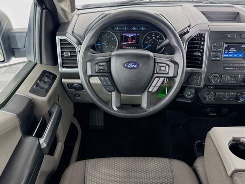 Used 2017 Ford F150 XLT w/ Trailer Tow Package image 16