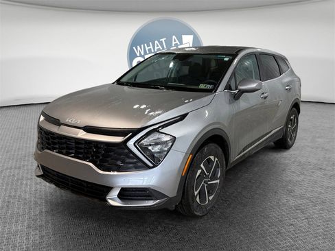 Certified 2023 Kia Sportage LX image 8