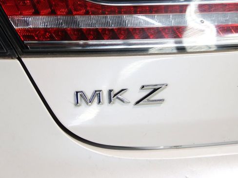 Used 2017 Lincoln MKZ Select w/ Climate Package image 12