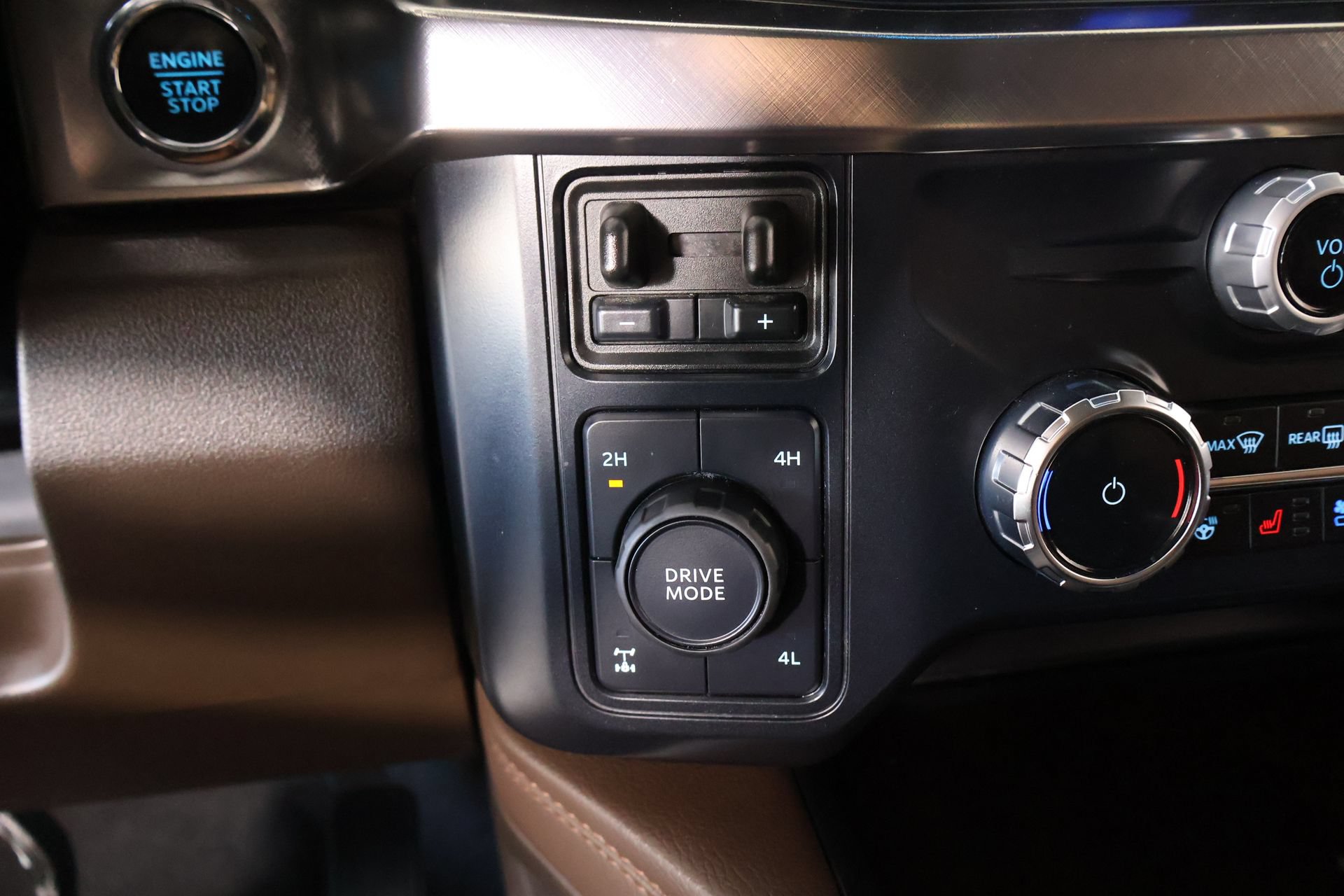 Used 2024 Ford F250 King Ranch AWD/4WD image 9