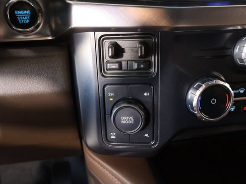 Used 2024 Ford F250 King Ranch AWD/4WD image 9