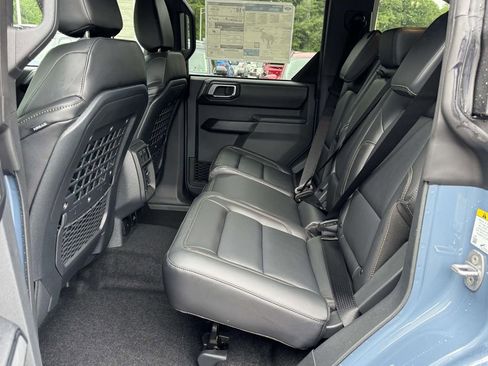 New 2025 Ford Bronco Badlands w/ Sasquatch Package image 16