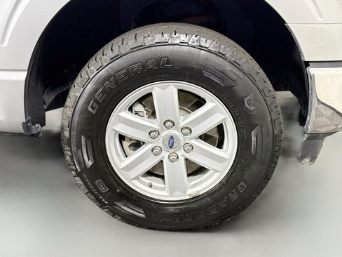 Used 2022 Ford F150 XLT w/ Trailer Tow Package AWD/4WD image 31