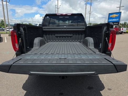 Used 2024 GMC Sierra 1500 Denali w/ Denali Reserve Package AWD/4WD image 14