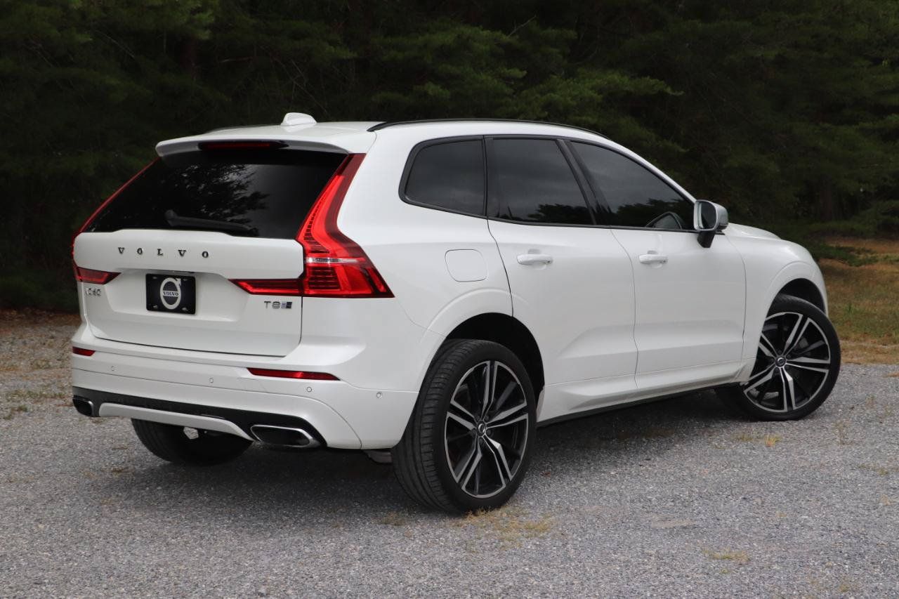 Used 2018 Volvo XC60 T8 R-Design w/ Convenience Package AWD/4WD image 3