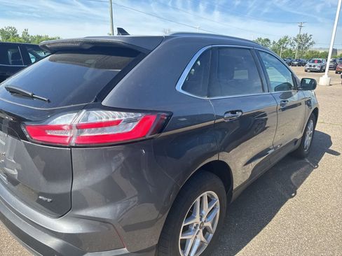 Used 2024 Ford Edge SEL w/ Convenience Package AWD/4WD image 10