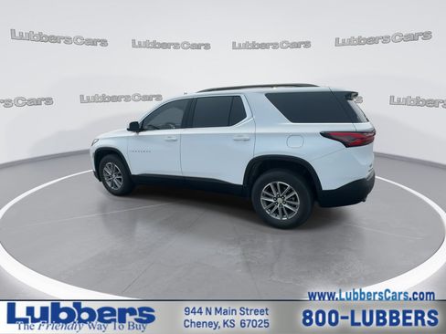 Used 2023 Chevrolet Traverse LT FWD image 6