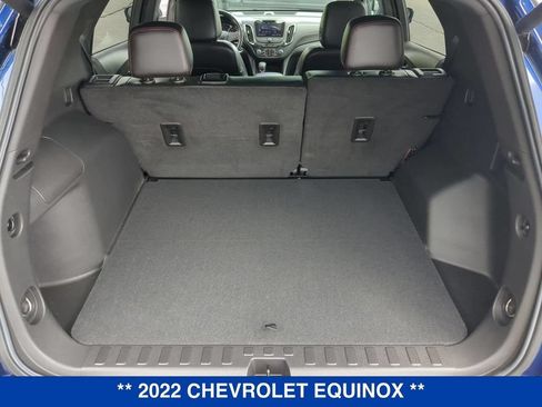 Certified 2022 Chevrolet Equinox RS w/ RS Leather Package AWD/4WD image 5
