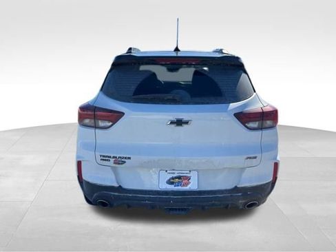 Used 2023 Chevrolet TrailBlazer RS w/ Sun and Liftgate Package image 4