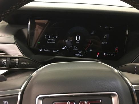 Used 2024 GMC Acadia AT4 w/ LPO, Floor Liner Package image 28