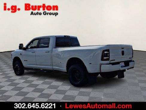 Used 2024 RAM 3500 Laramie w/ Night Edition AWD/4WD image 4