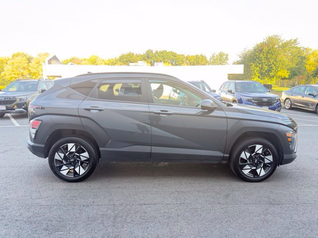 Used 2024 Hyundai Kona SEL AWD/4WD image 5