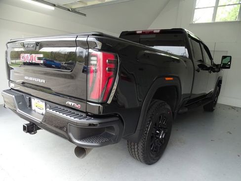 Used 2024 GMC Sierra 2500 AT4 w/ AT4 Premium Plus Package image 24
