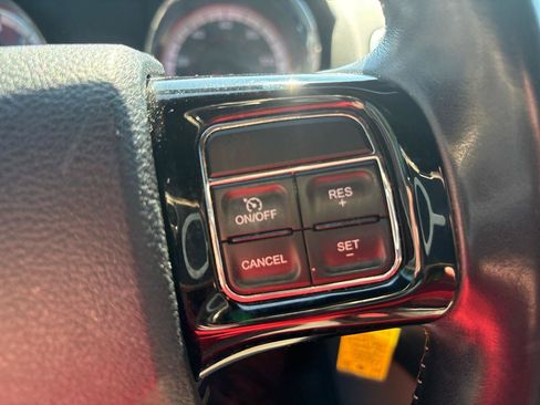 Used 2020 Dodge Grand Caravan SXT FWD image 13