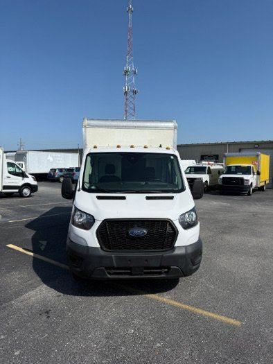 Used 2022 Ford Transit 350 DRW RWD image 2
