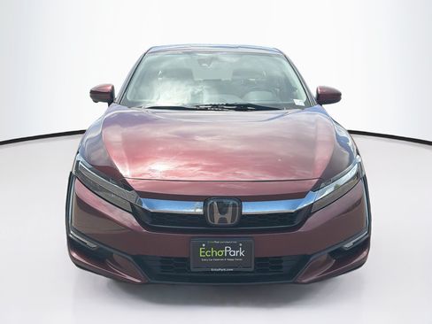 Used 2018 Honda Clarity Touring image 2