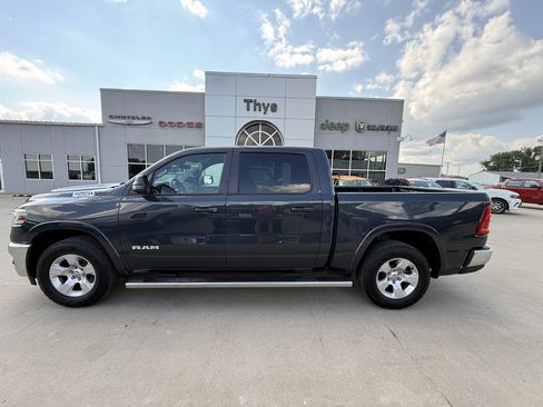 Used 2025 RAM 1500 Big Horn AWD/4WD image 29