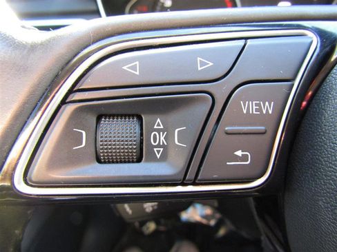 Used 2019 Audi A4 2.0T Premium image 15