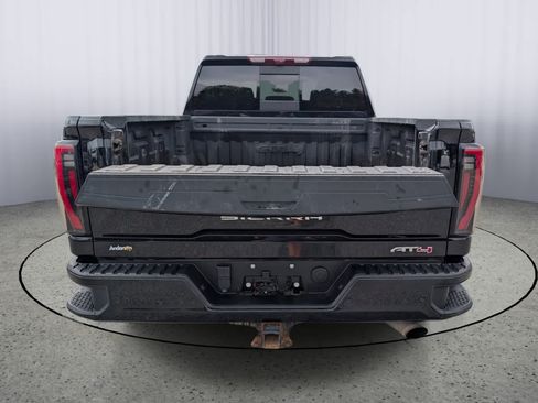 Used 2024 GMC Sierra 2500 AT4 w/ Technology Package AWD/4WD image 14