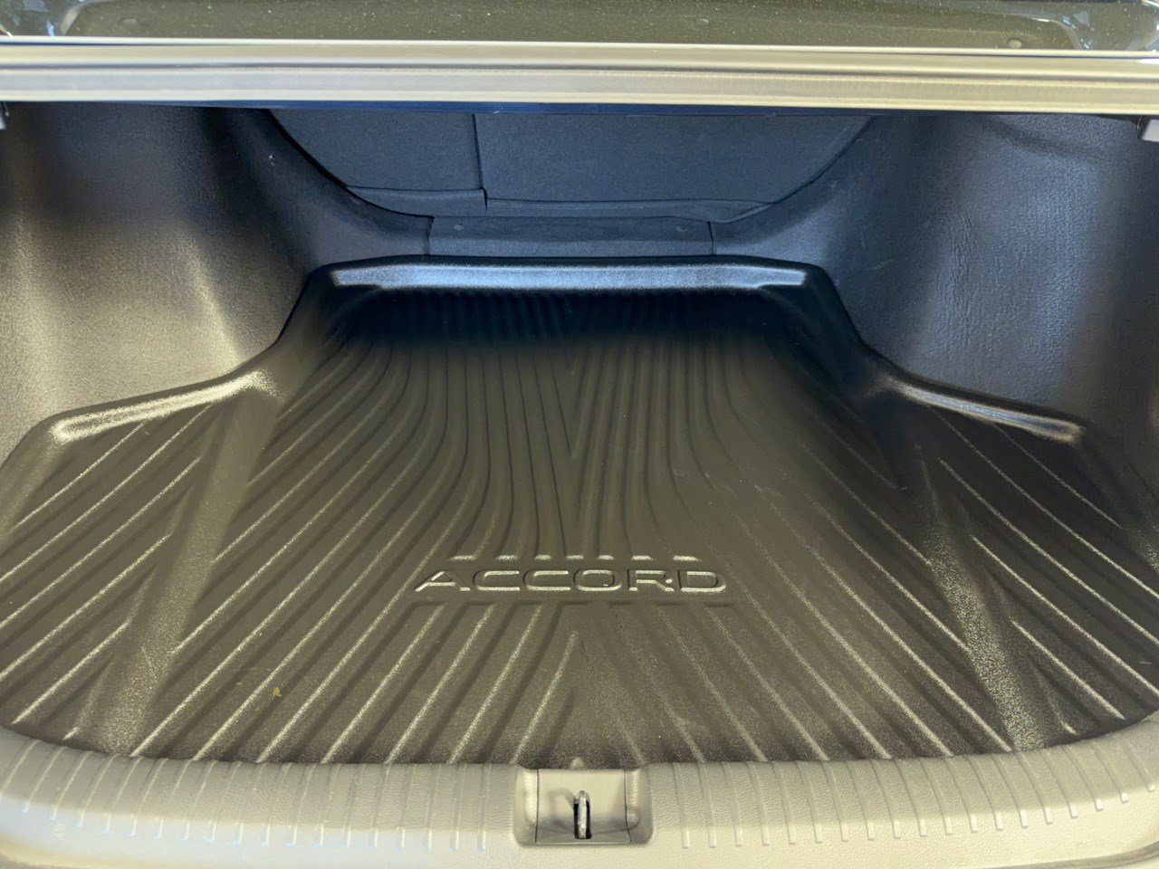 Certified 2025 Honda Accord EX-L image 28