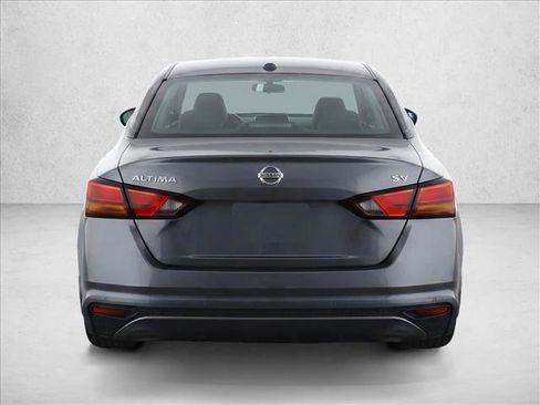 Used 2021 Nissan Altima 2.5 SV FWD image 6