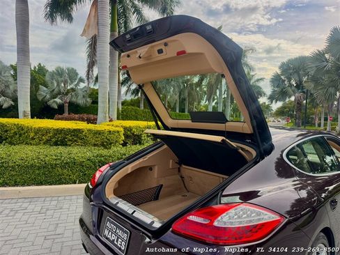 Used 2012 Porsche Panamera 4S image 17