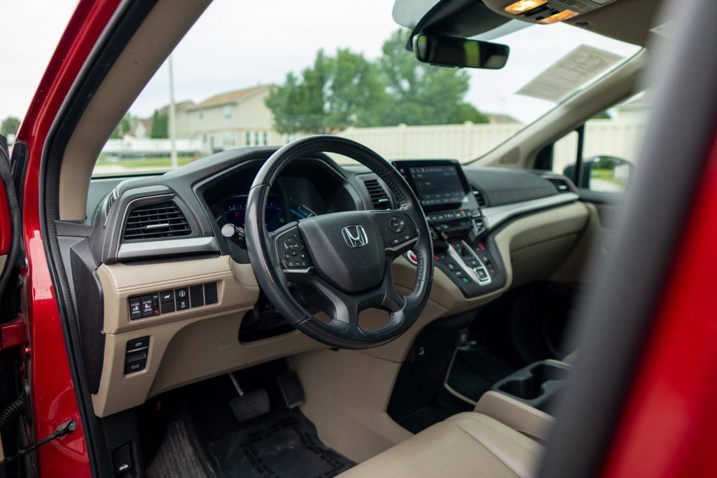 Used 2023 Honda Odyssey EX-L image 24
