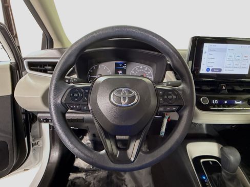 Used 2023 Toyota Corolla LE FWD image 13
