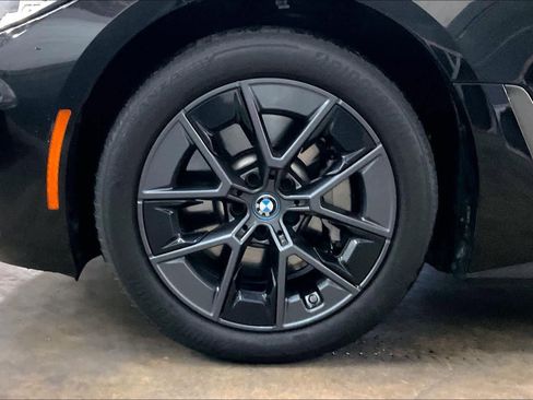 Used 2024 BMW i4 eDrive35 w/ Premium Package image 12