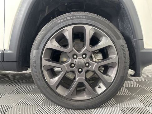Used 2021 Jeep Compass Latitude w/ Driver Assistance Group AWD/4WD image 25