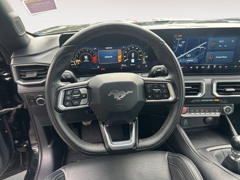 Used 2025 Ford Mustang GT Premium image 14