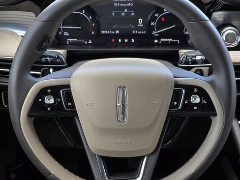 Used 2022 Lincoln Corsair AWD w/ Equipment Group 101A image 37
